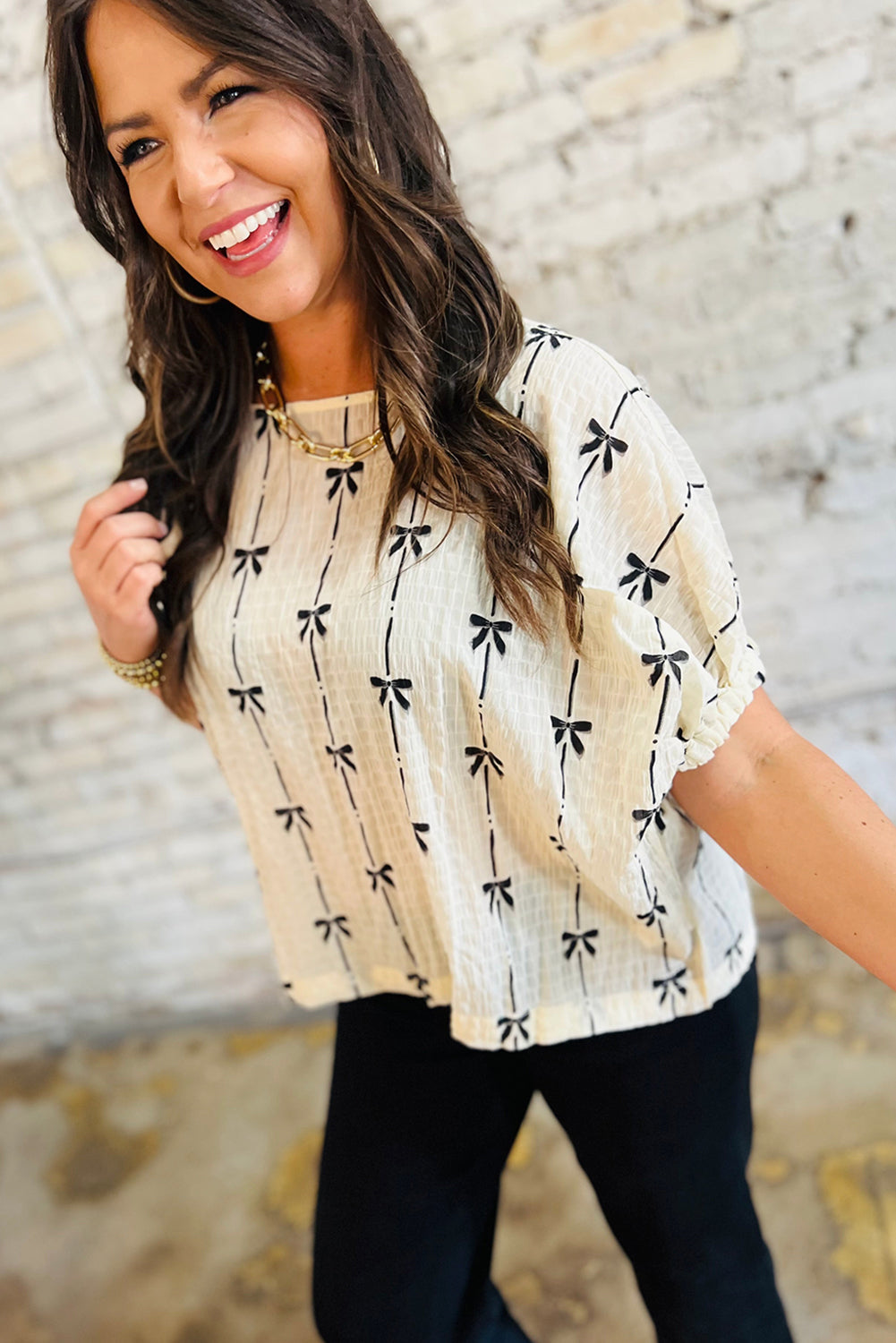 Cream or Black - Bow Print Puff Short Sleeve Top