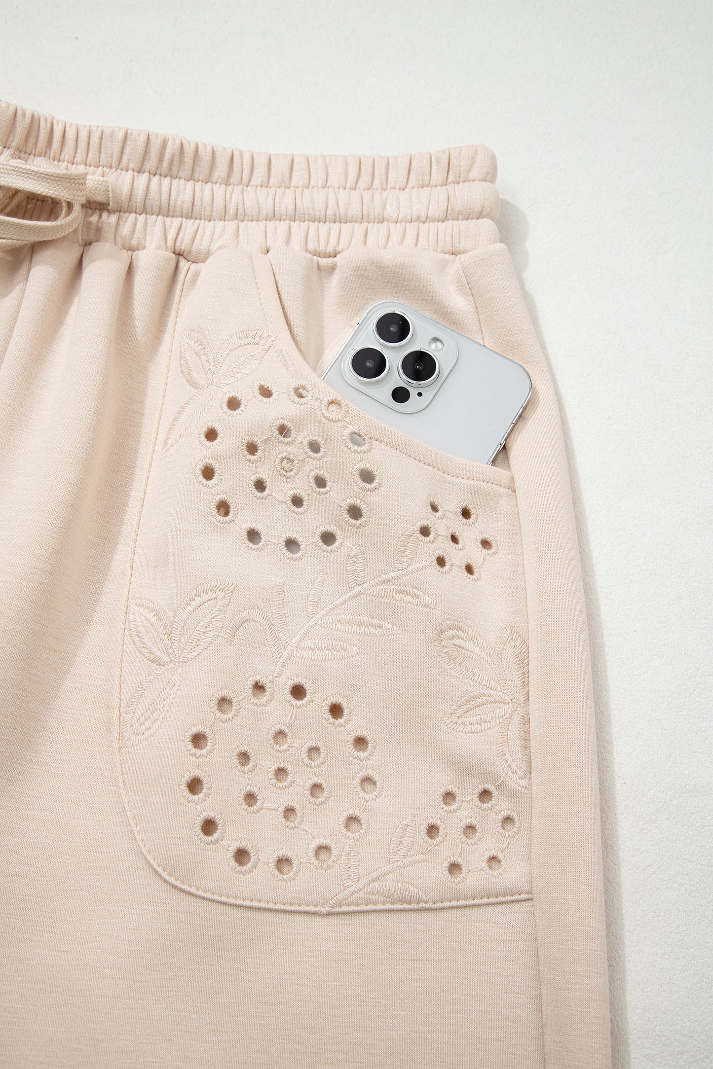Eyelet Patched Pockets Pants