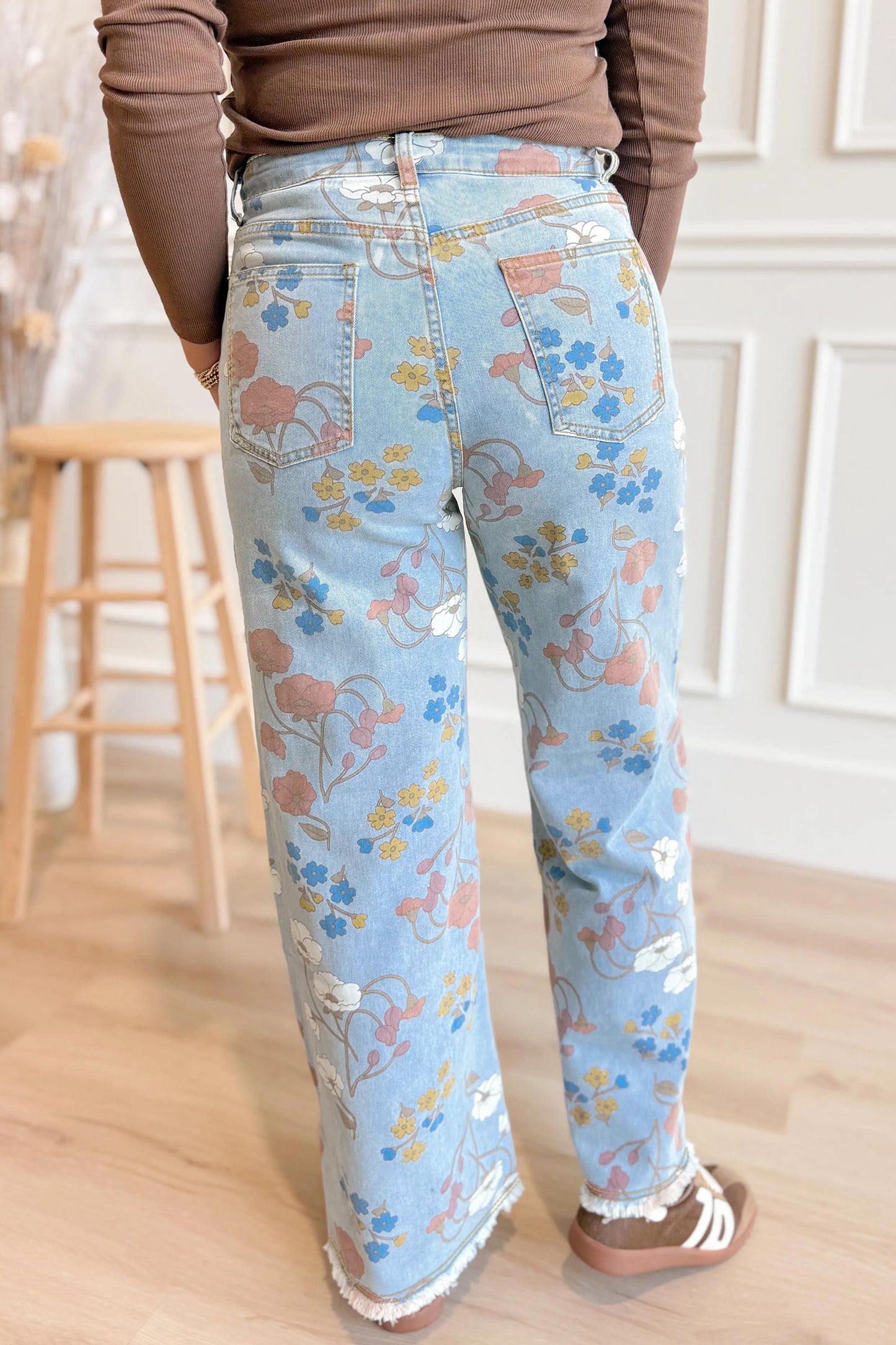 Floral Printed Raw Hem Shift Jeans