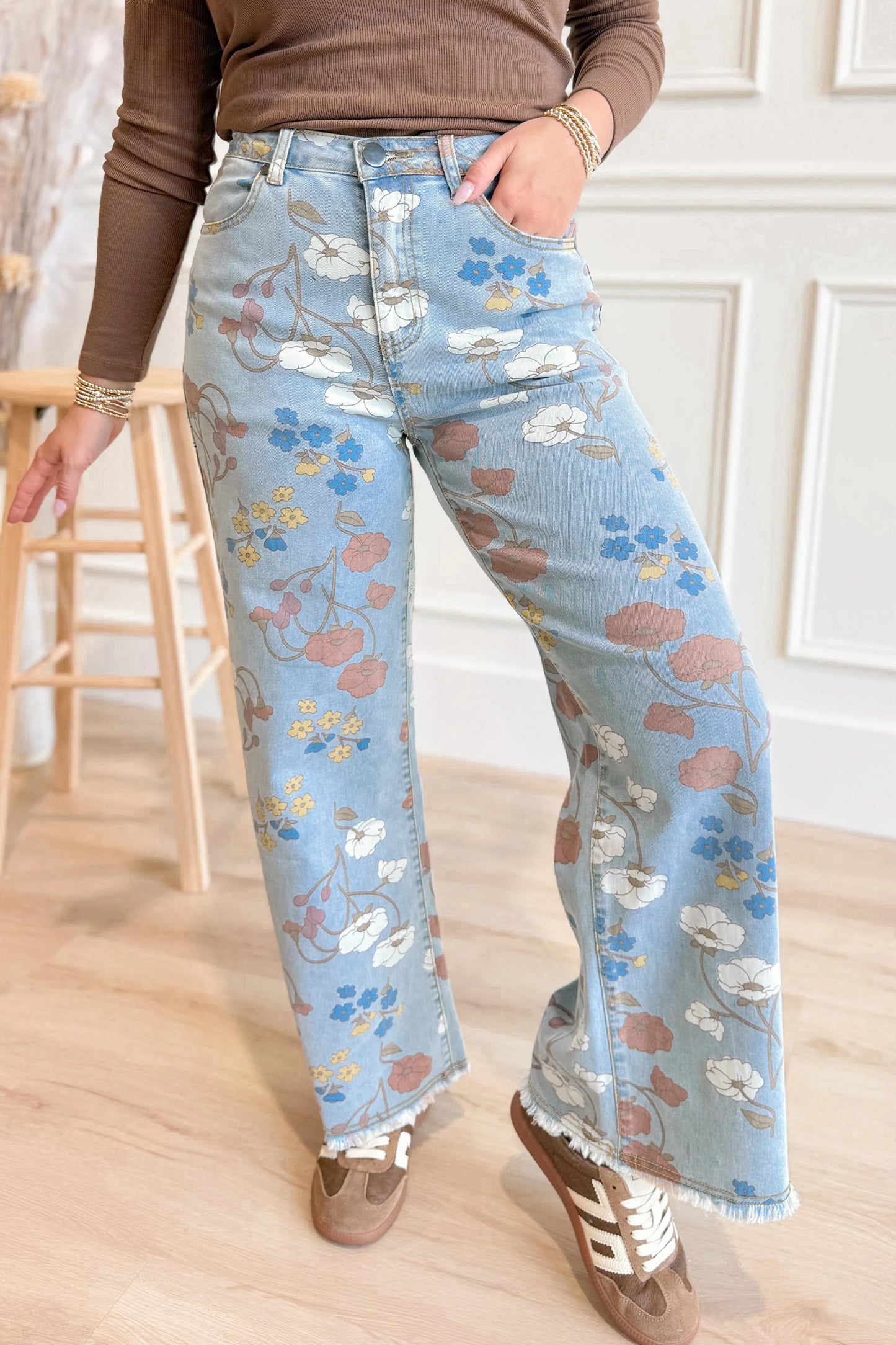 Floral Printed Raw Hem Shift Jeans